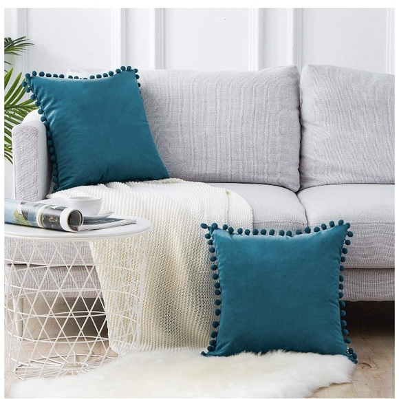 Dark Teal/Turquoise Trendy Cute Decorative Pompom Tassel Throw Pillow Cover Set - Picture 4 of 16